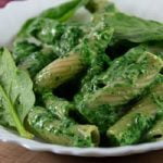 Pasta con gli spinaci ( ricetta vegetariana )