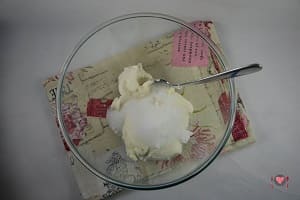 Crostatine con mascarpone e zafferano ( pronte in 25 minuti )