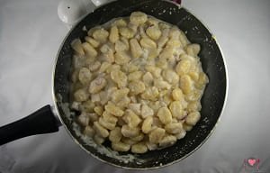 Gnocchi gorgonzola e pere ( pronti in 20 minuti )