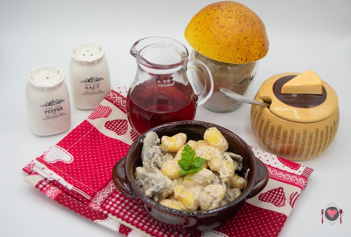 Gnocchi Panna E Funghi ( Pronti In 30 Minuti )