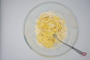 La foto raffigurante l'impasto per la preparazione della Ricetta pancake senza glutine