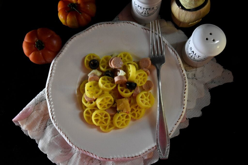 La foto raffigurante la nostra deliziosa pasta con curcuma.