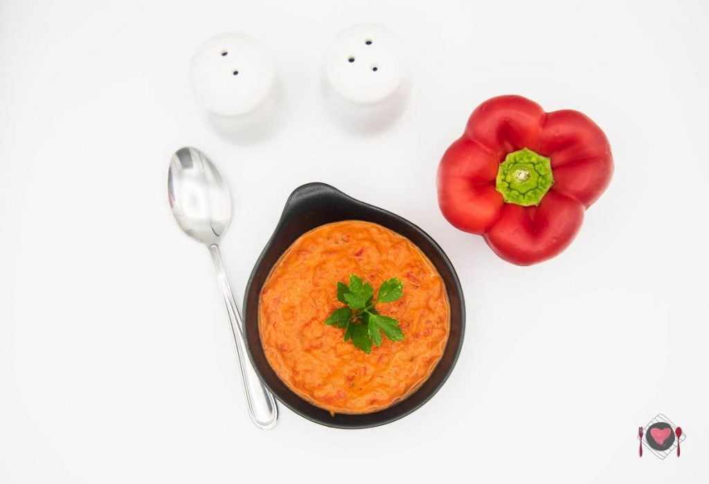 La foto raffigurante la nostra salsa di peperoni pronta. Una vera bontà!