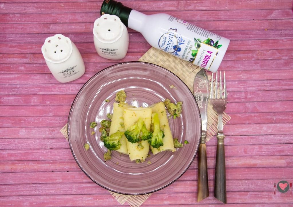 La foto raffigurante la pasta broccoli acciughe e pangrattato pronta.