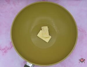 La foto raffigurante il burro per la preparazione dei bocconcini di pollo all' arancia