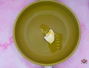 La foto raffigurante l'olio e il burro per la preparazione delle scaloppine alla senape