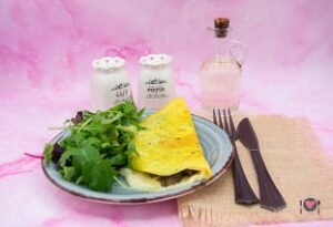 La foto raffigurante la ricetta dell'omelette con funghi