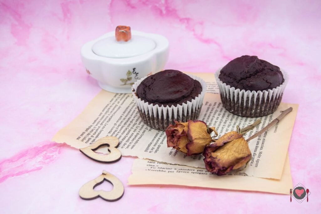 Muffin cachi e ricotta ( in 40 minuti ) La foto raffigurante i muffin cachi e ricotta light.