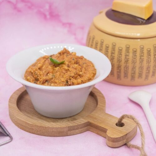 La foto raffigurante il pesto con pomodoro secco