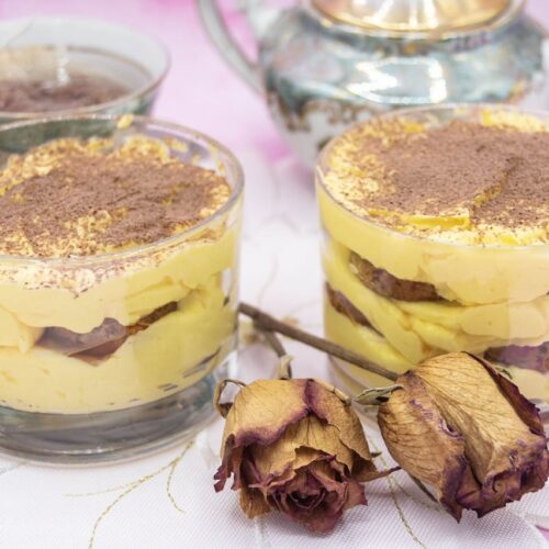 La foto raffigurante il dolce freddo con crema al burro