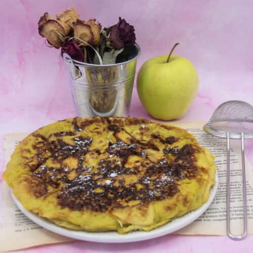 La foto raffigurante la frittata di mele