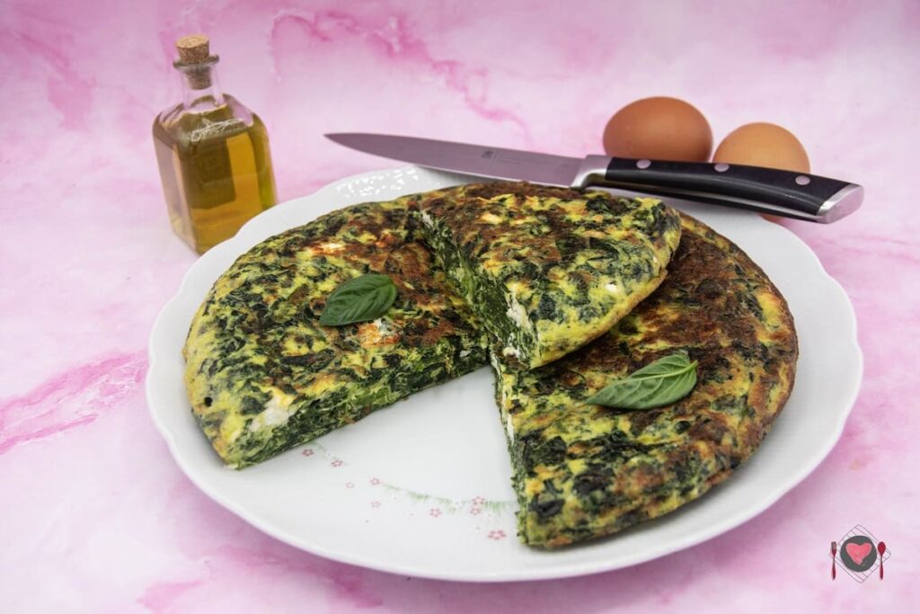 La foto raffigurante la frittata cremosa con spinaci e feta.