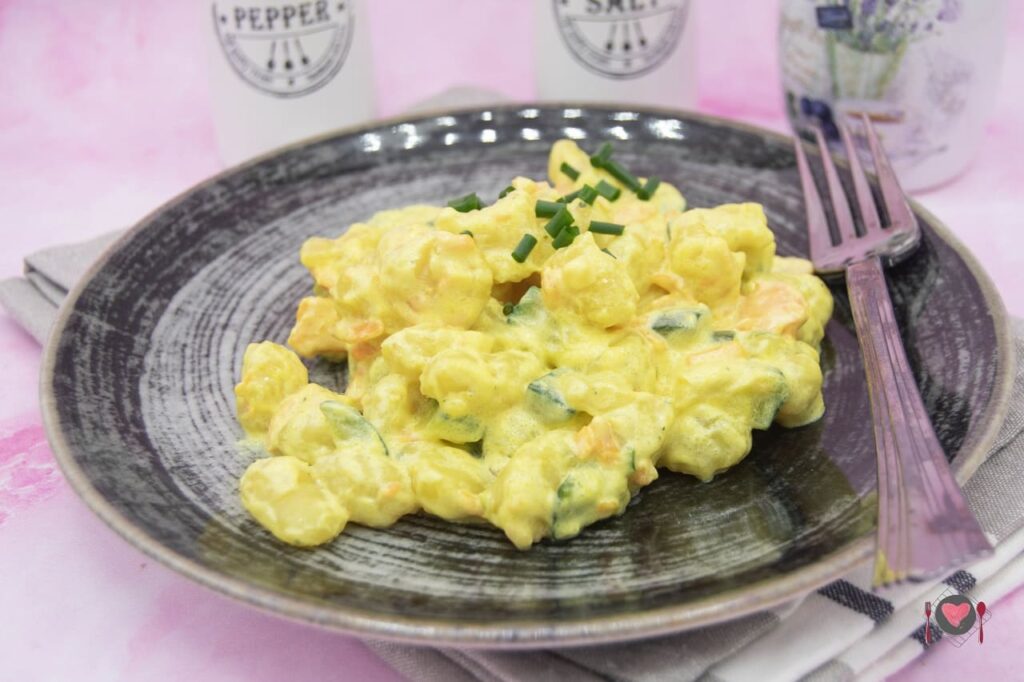 La foto raffigurante gli gnocchi con salmone e zucchine
